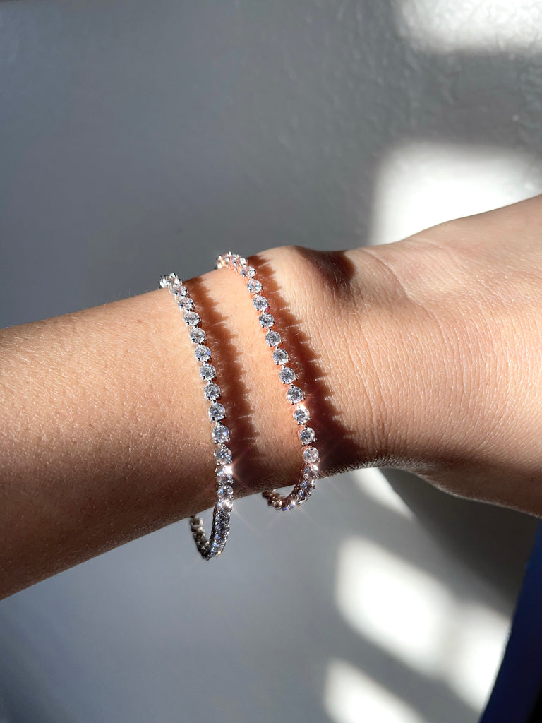 Masion Louella 3 Prongs Tennis Bracelet